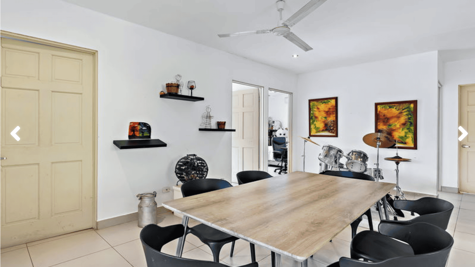 Spacious Income Producing Property Close to Tamarindo Beach: Generous Earnings Near Tamarindo