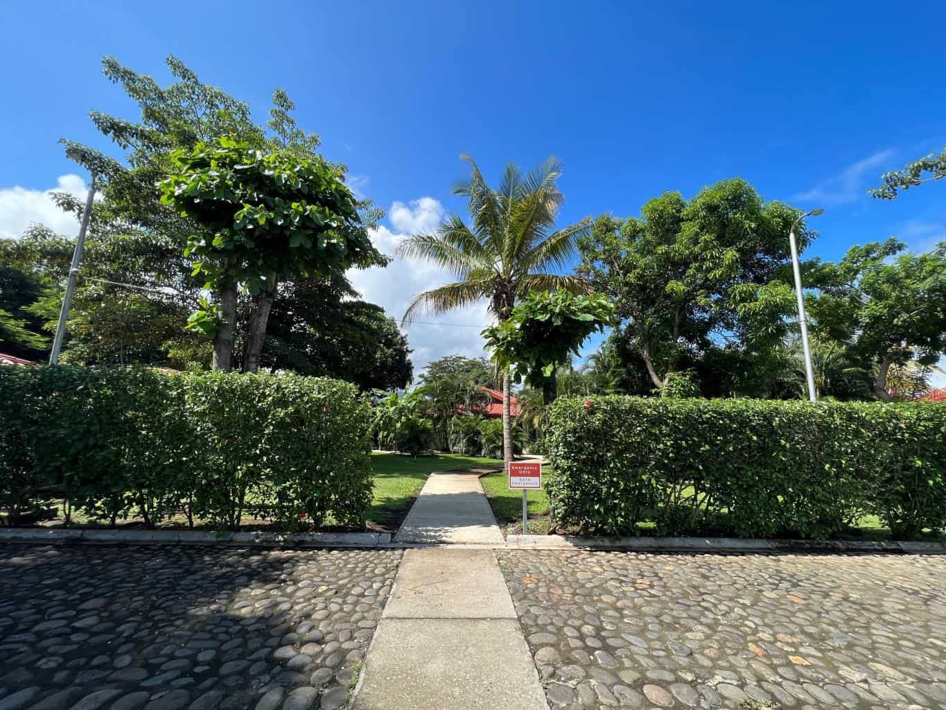 Villa Divina #24: Amazing 2-Bed Condo in the Heart of Villagio Claudia, Playa Potrero