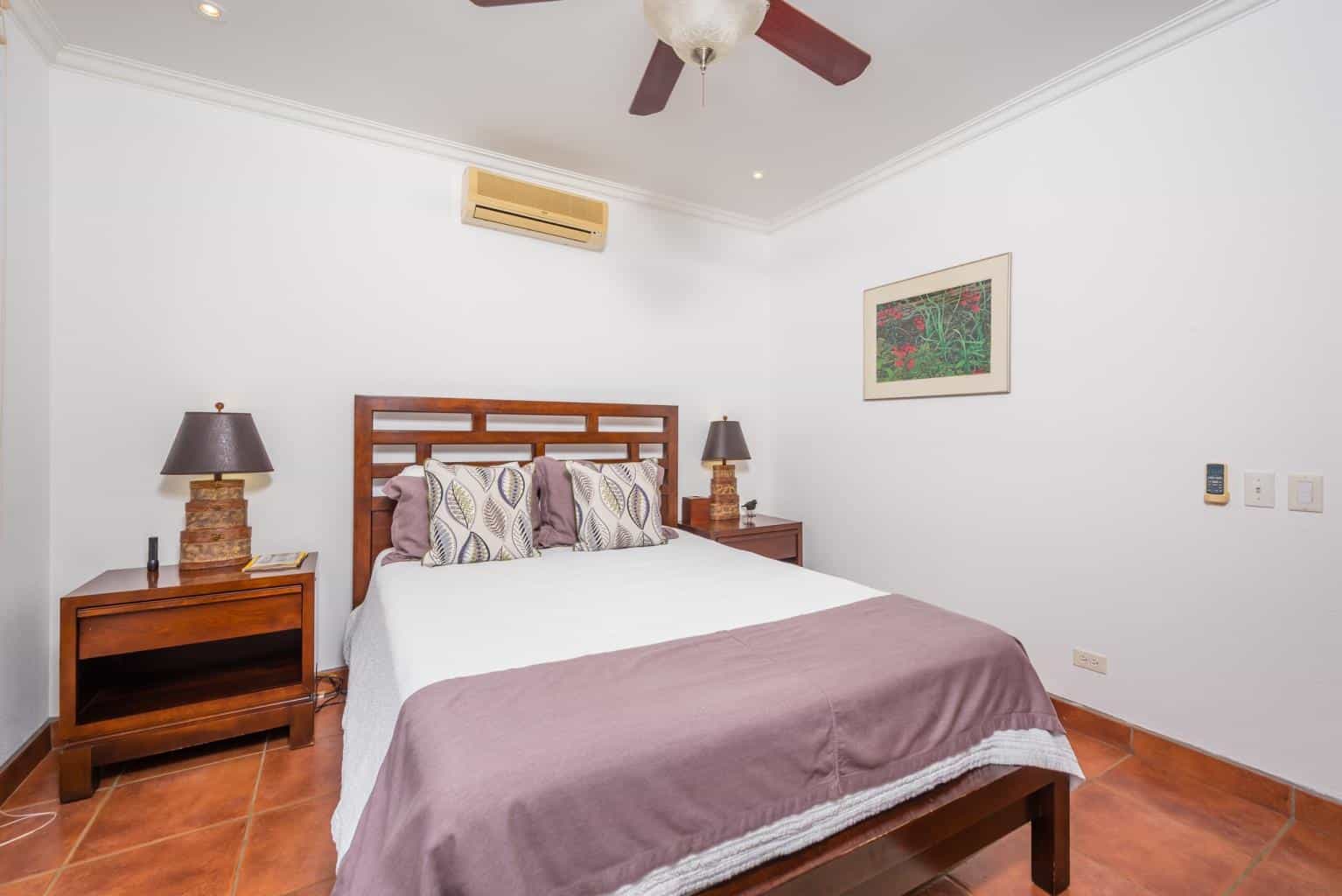 Villa de Oro Pacific Heights: Your Golden Retreat in Flamingo