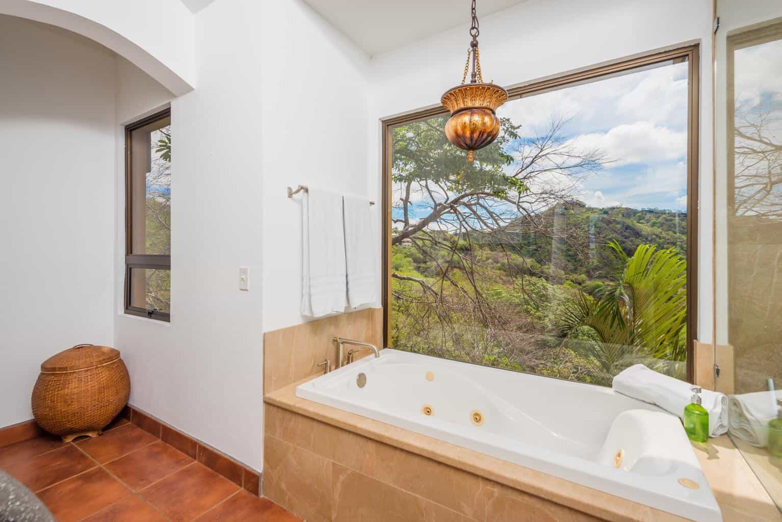 Villa de Oro Pacific Heights: Your Golden Retreat in Flamingo