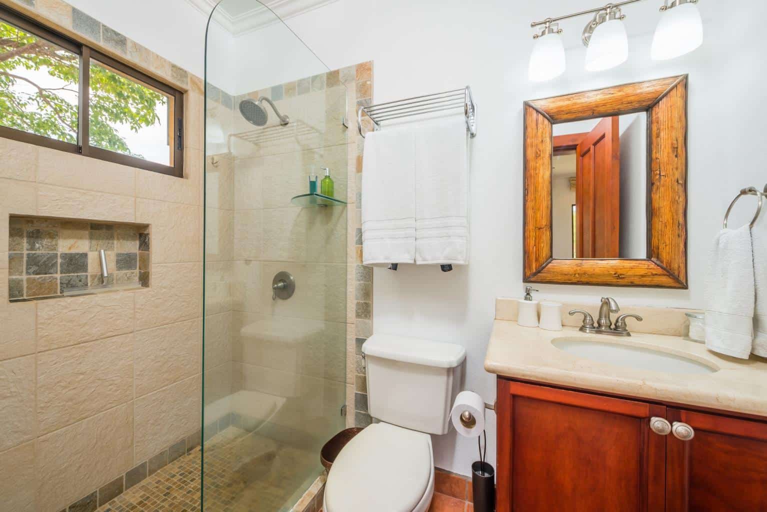 Villa de Oro Pacific Heights: Your Golden Retreat in Flamingo
