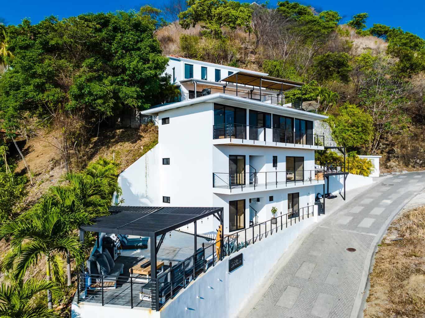 Casas Los Roques, Two Ocean View Homes