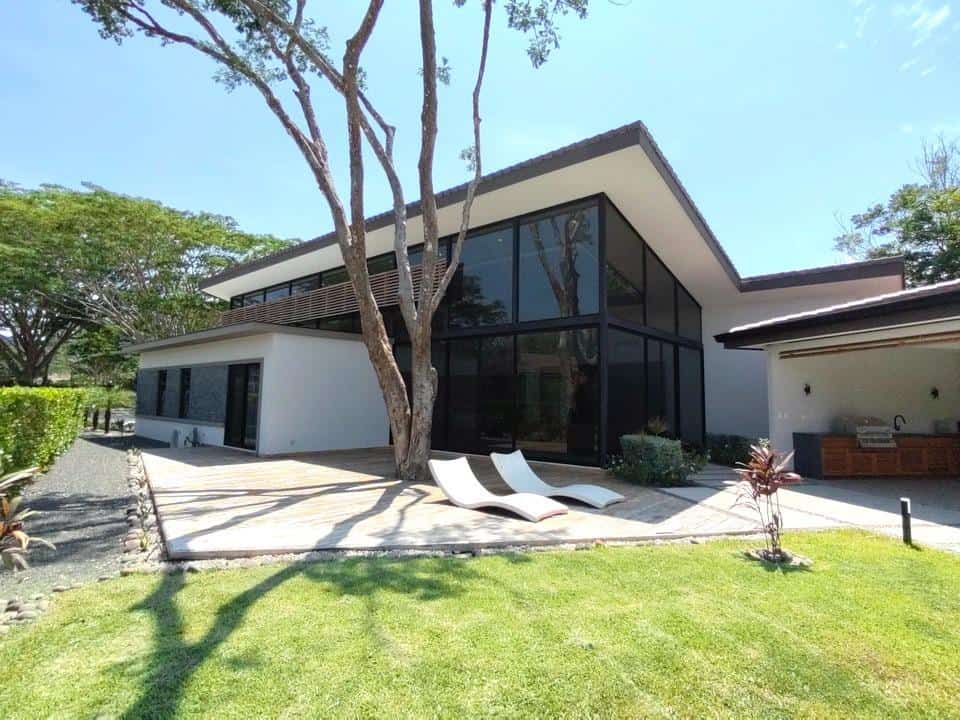 4 Bedroom, 5 Bathroom House in Reserva Conchal, Llama Del Bosque #27: Luxurious Living with Panoramic Views