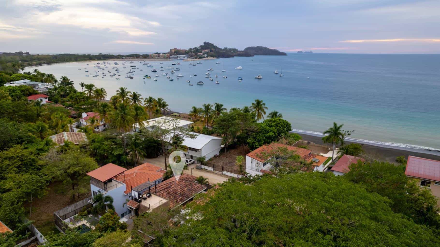 Potrero Calle Playa Sur: Beachside Living on Playa Sur Street