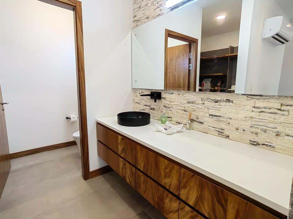 4 Bedroom, 5 Bathroom House in Reserva Conchal, Llama Del Bosque #27: Luxurious Living with Panoramic Views