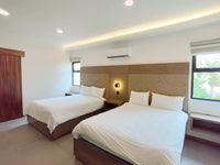 4 Bedroom, 5 Bathroom House in Reserva Conchal, Llama Del Bosque #27: Luxurious Living with Panoramic Views thumbnail