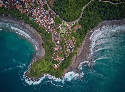 Casa Chameleon Residences: Luxe Living in Costa Rica