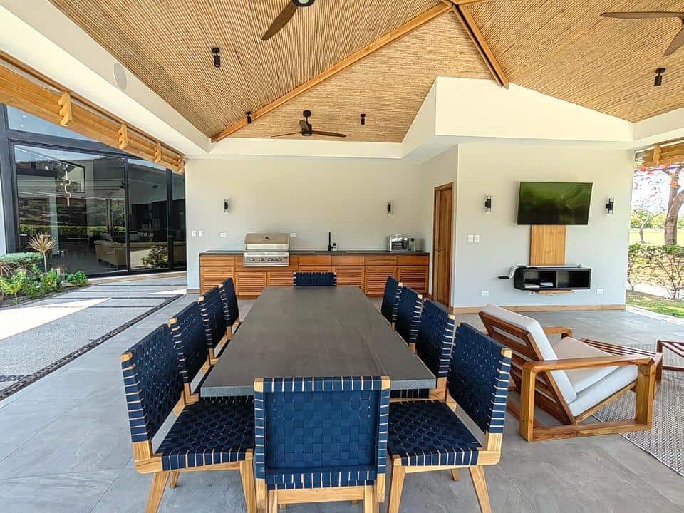 4 Bedroom, 5 Bathroom House in Reserva Conchal, Llama Del Bosque #27: Luxurious Living with Panoramic Views
