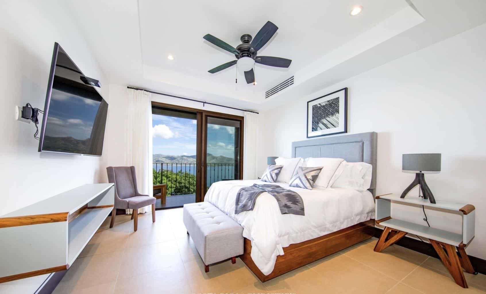 360 Splendor #309: Captivating Panoramic Views