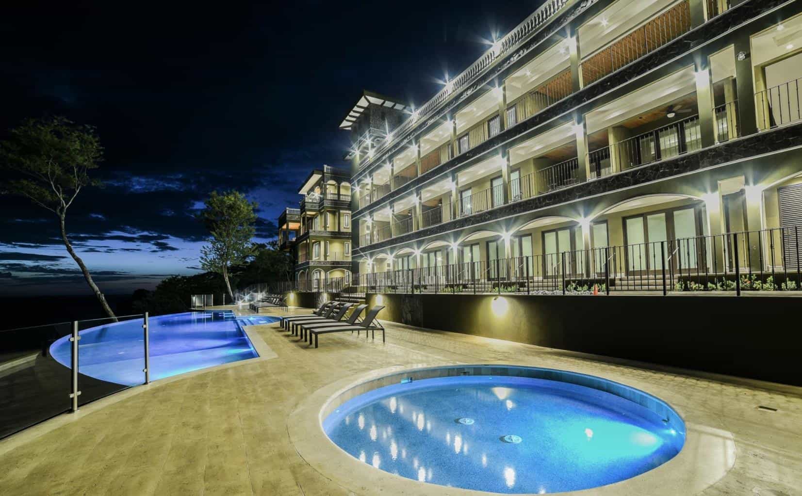 360 Splendor #309: Captivating Panoramic Views