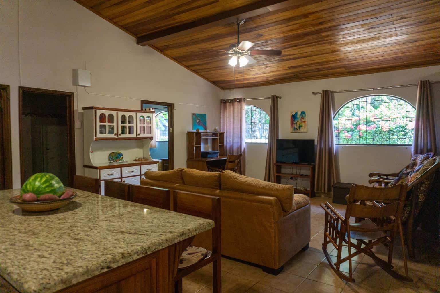 Casa Sueños, 3 Bedroom Home in SurfSide, Avenida Seis: Dreamy Living by the Shore