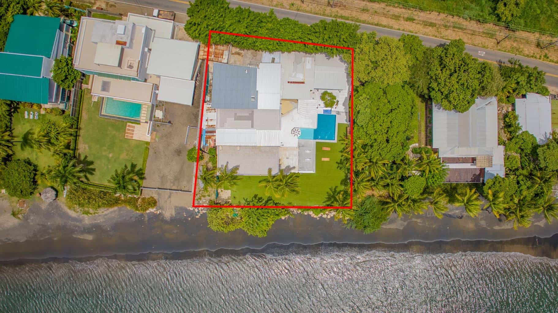 5 Bedroom Beachfront Luxury Home for Sale in Playa Potrero: Luxury Living by the Ocean