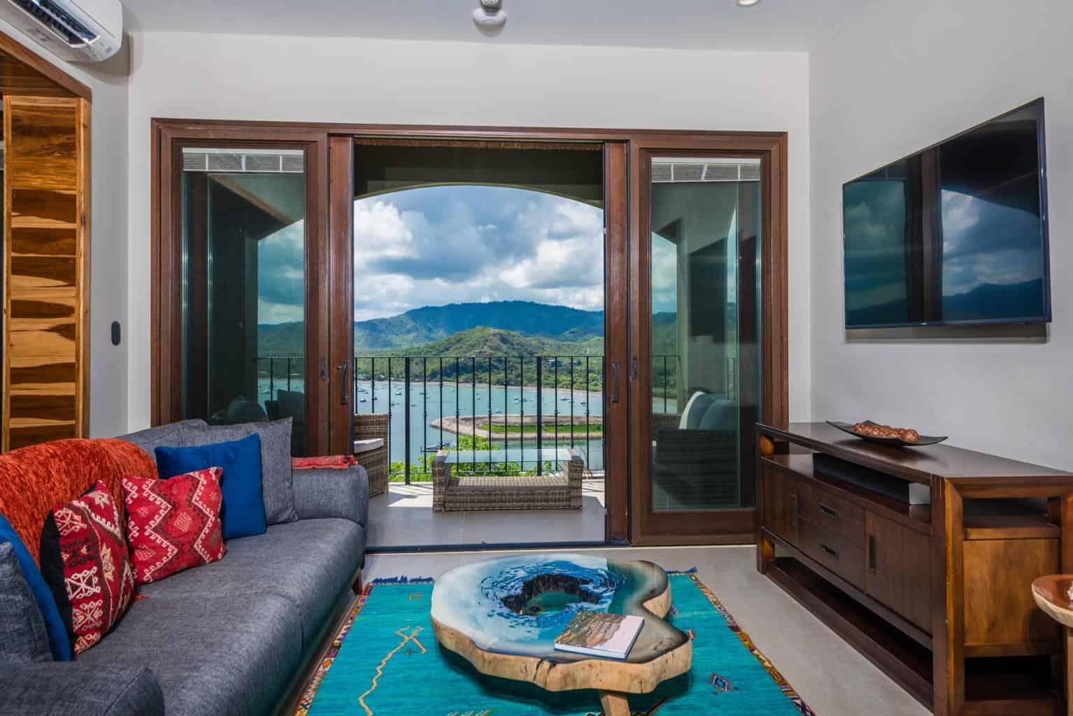 360 Splendor del Pacifico 103, Luxury Escape in the Heart of Playa Flamingo: Panoramic Coastal Retreat