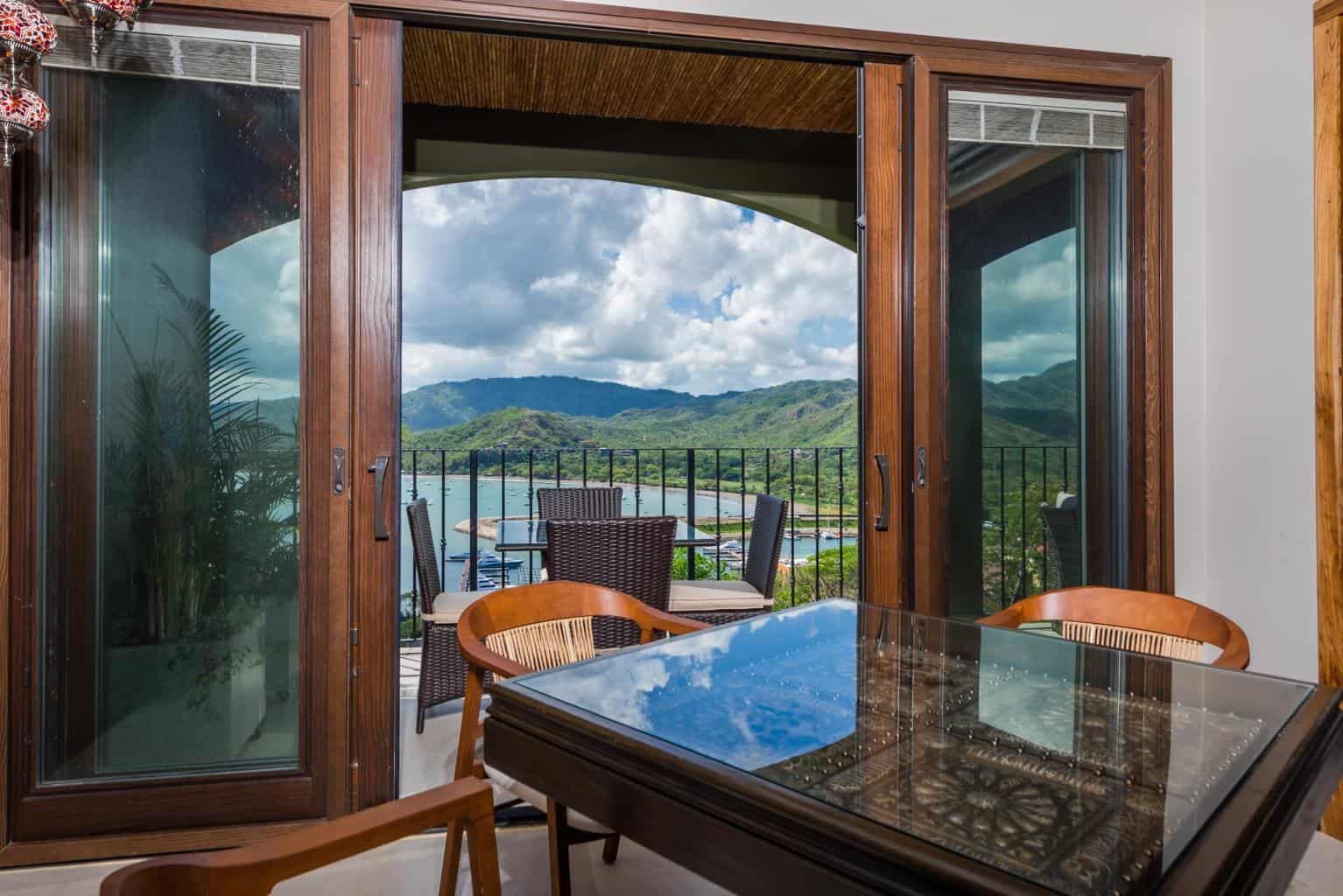360 Splendor del Pacifico 103, Luxury Escape in the Heart of Playa Flamingo: Panoramic Coastal Retreat