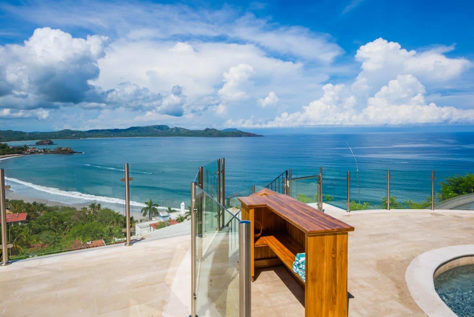 360 Splendor del Pacifico 103, Luxury Escape in the Heart of Playa Flamingo: Panoramic Coastal Retreat