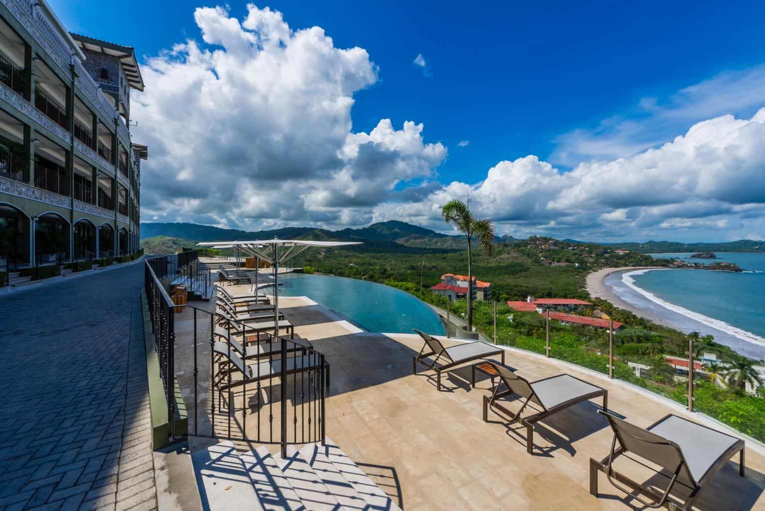 360 Splendor del Pacifico 103, Luxury Escape in the Heart of Playa Flamingo: Panoramic Coastal Retreat