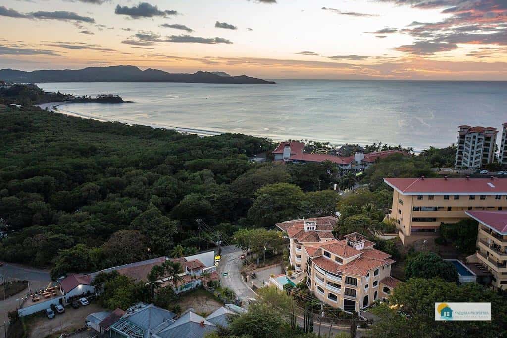 Flamingo Marina Real 133: Exclusive Marina Living