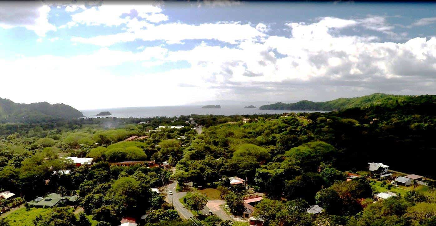 Playas Del Coco Commercial Lot: Commercial Potential in Paradise