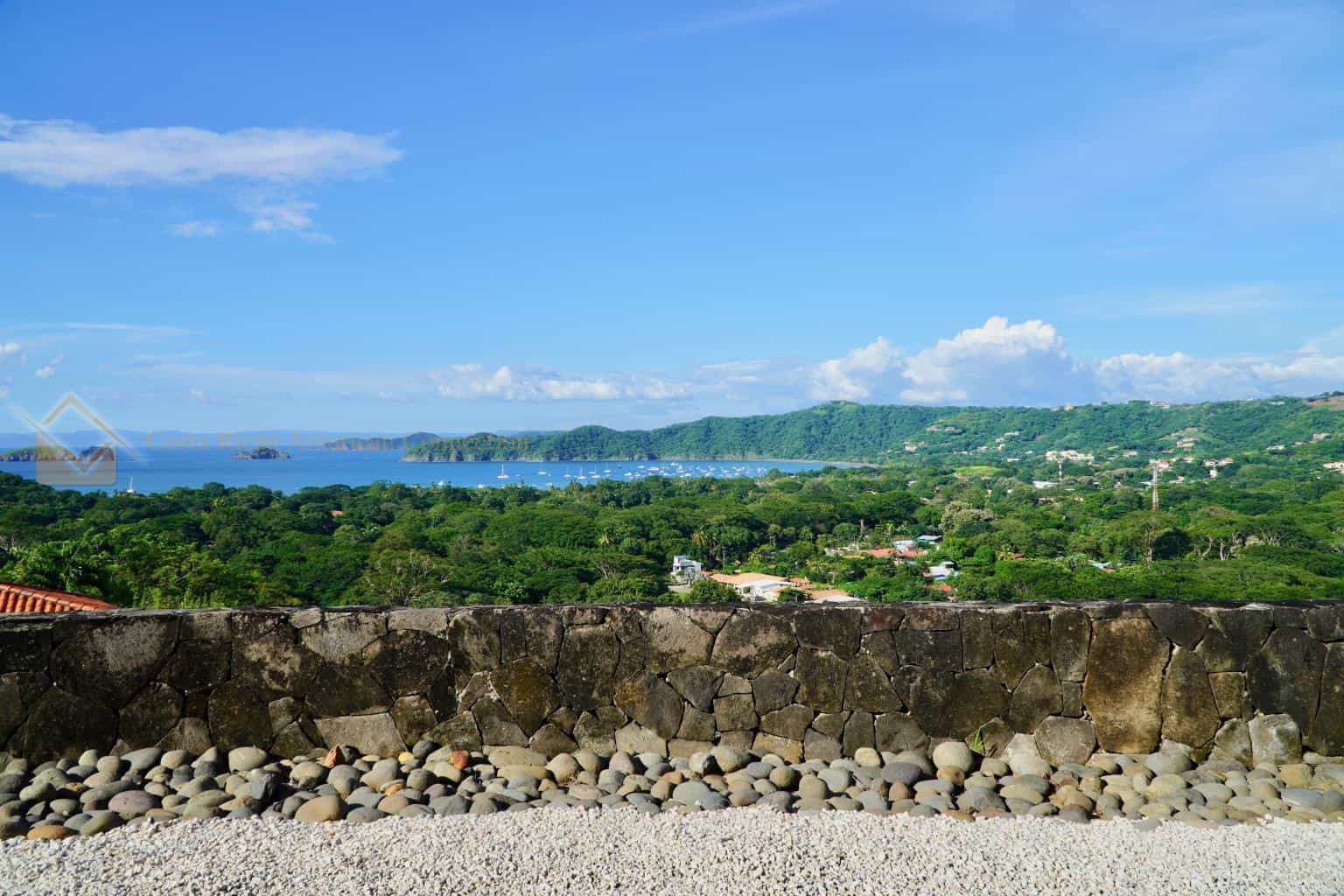 Segovia B101: Oceanfront Living at Its Best