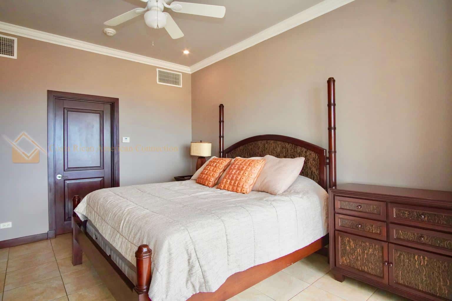 Segovia B101: Oceanfront Living at Its Best