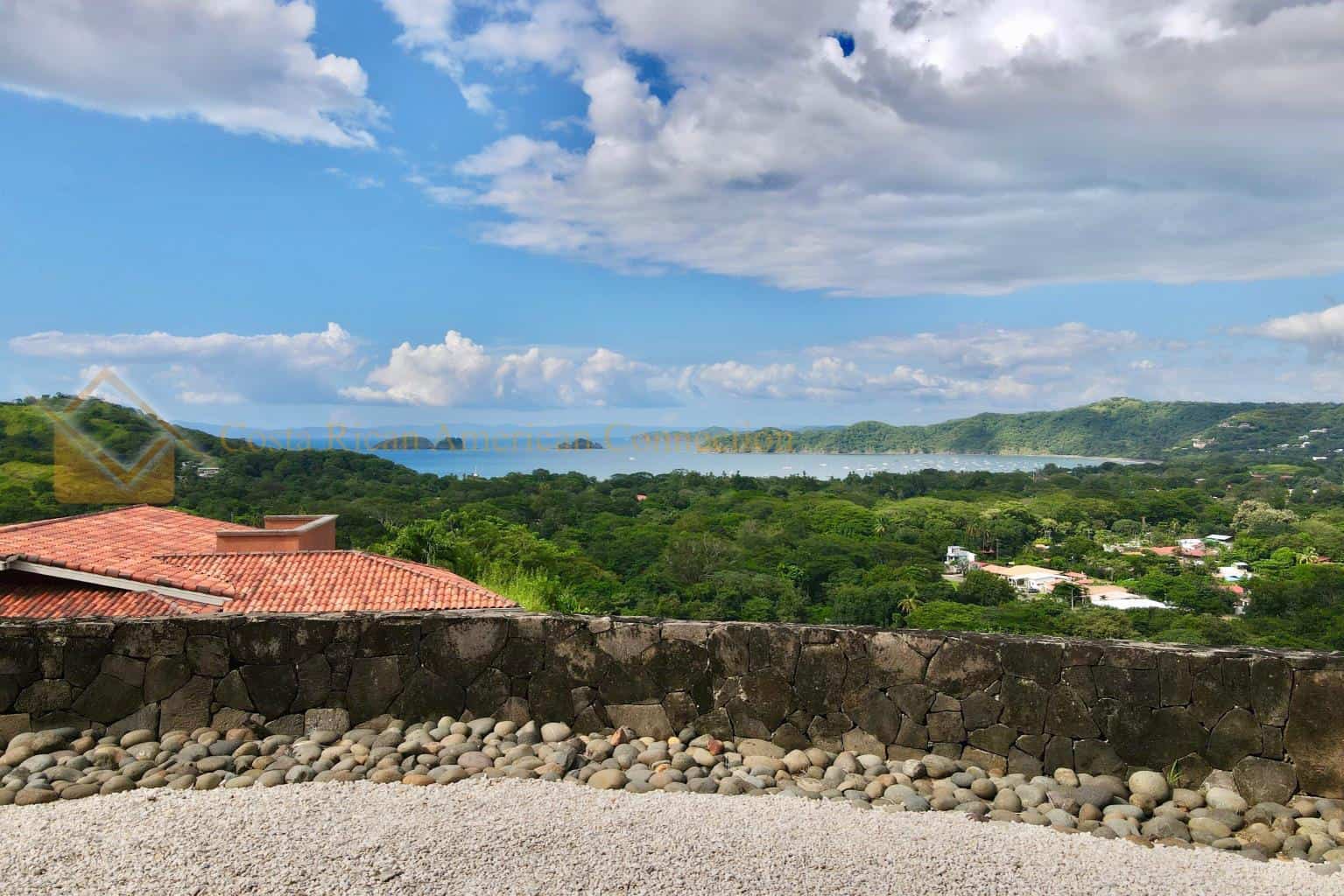 Segovia B101: Oceanfront Living at Its Best