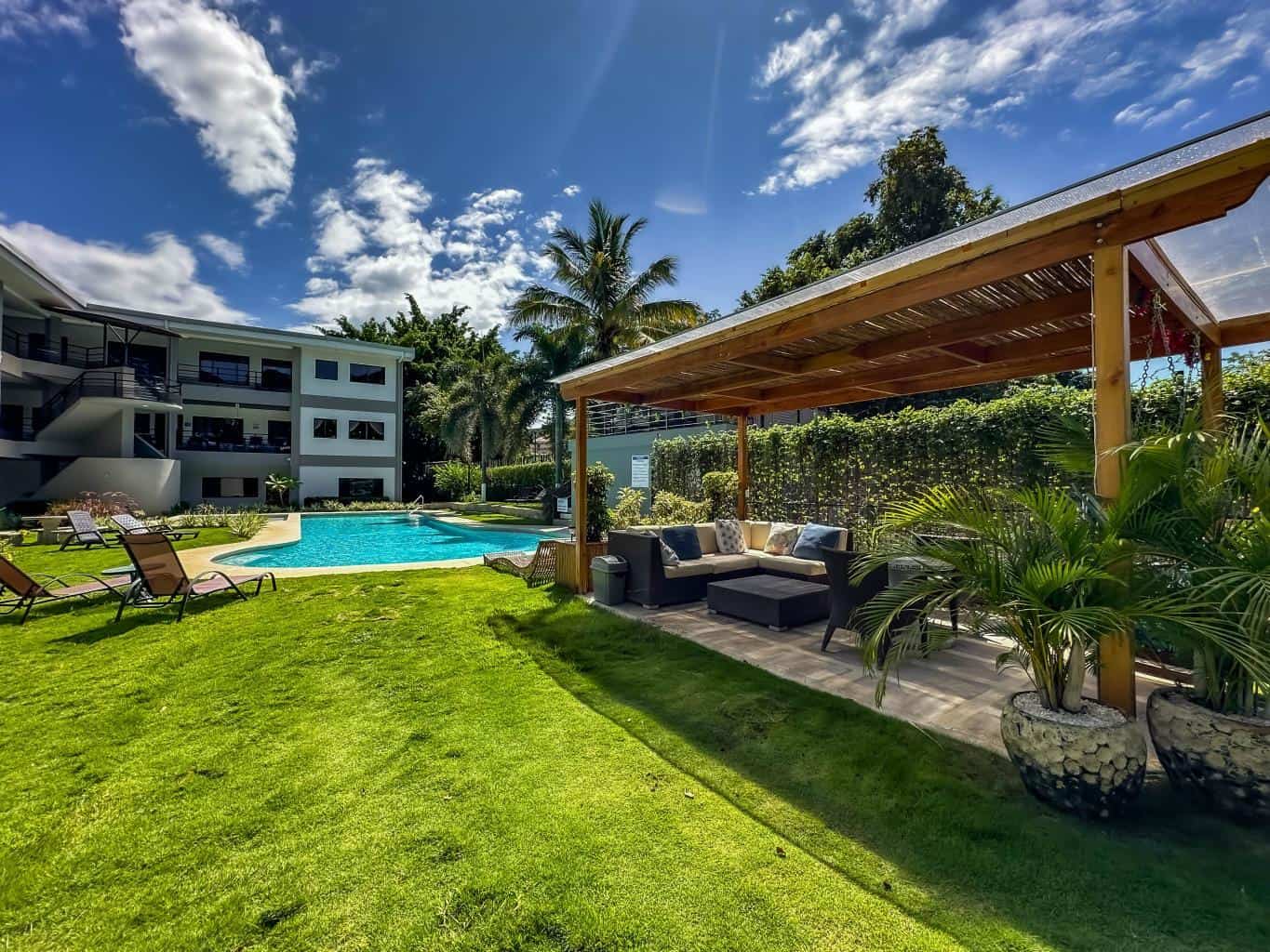 Paradizio 204: Coastal Bliss in Paradizio