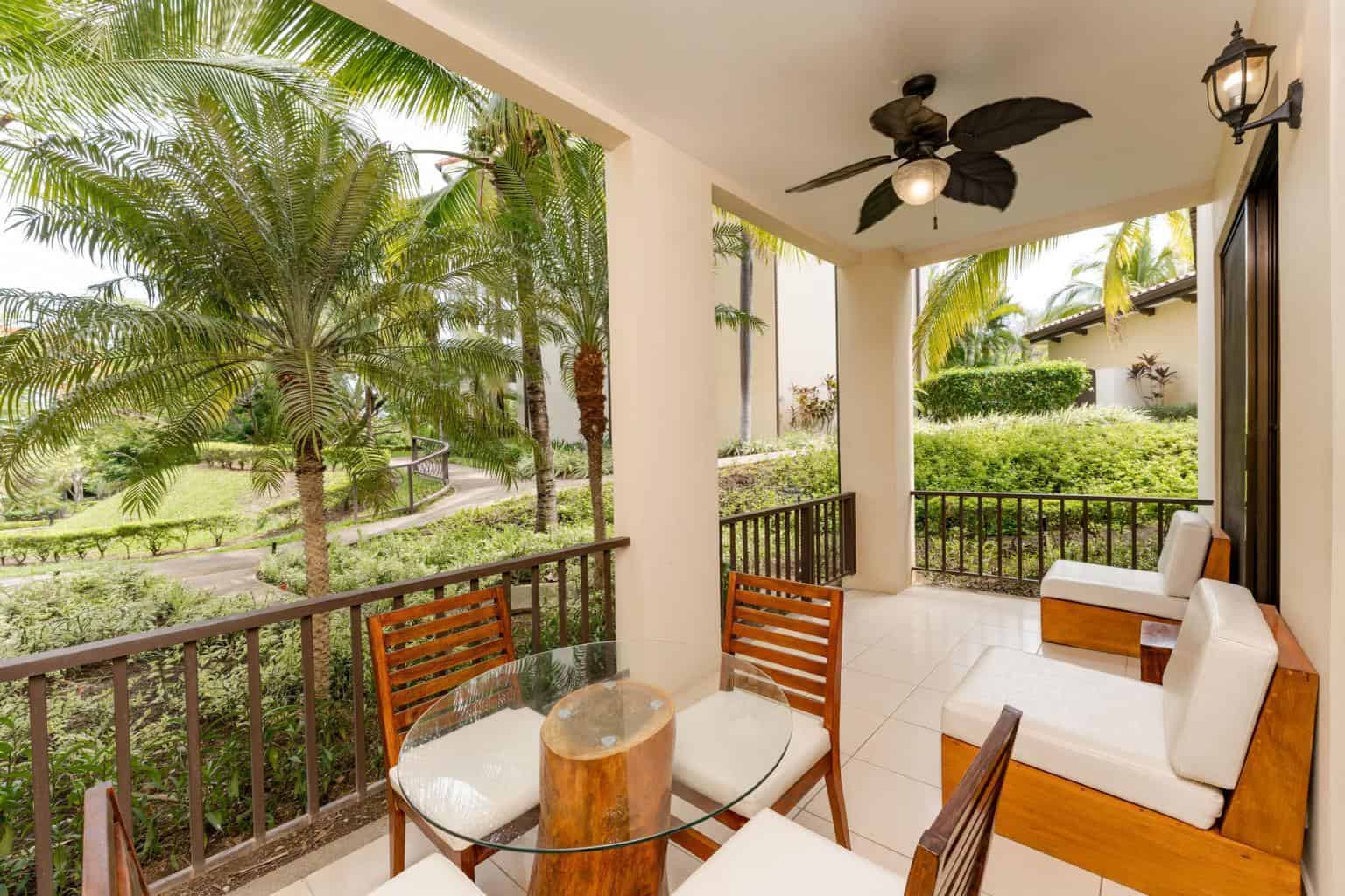 Pacifico Luxury, 3-Bed Condo: Luxe Living in Pacifico