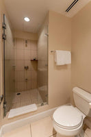 Pacifico Luxury, 2-Bed Condo: Coastal Comfort in Every Corner thumbnail