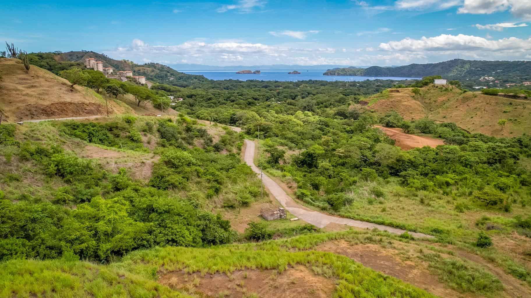 Cactus Heights 3-Tiered Lot: Tiered Tranquility in Cactus Heights