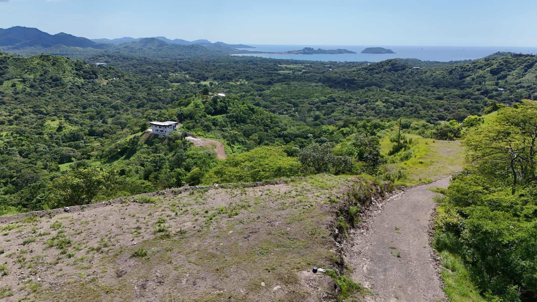 Panoramic Oceanview 5074m2 Lot in Flamingo: Panoramic Living in Flamingo