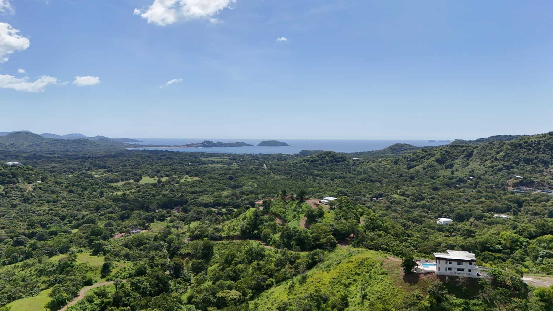 Panoramic Oceanview 5074m2 Lot in Flamingo: Panoramic Living in Flamingo