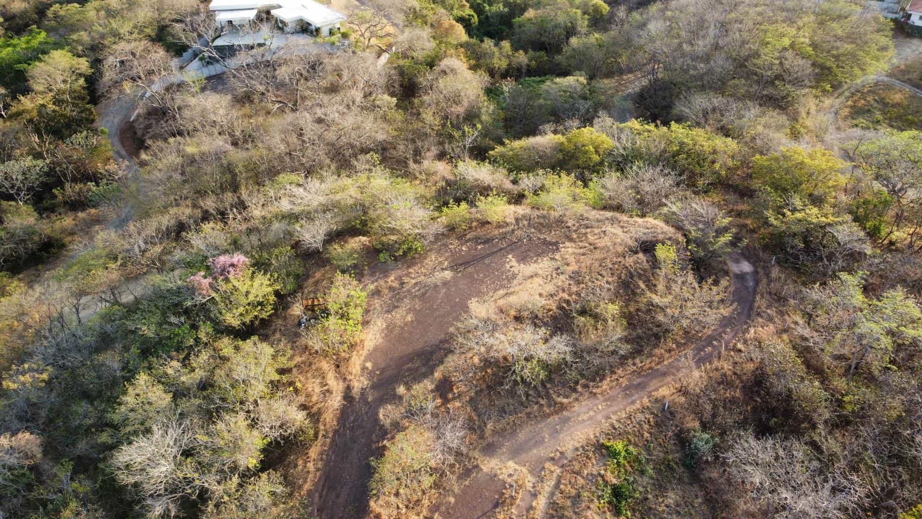Oceanview Vacant 2117m2 Lot in Salinitas, minutes away from Playa Grande: Ocean Views in Salinitas