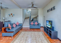 3-Bedroom House plus 6 Cabins in Playas del Coco thumbnail