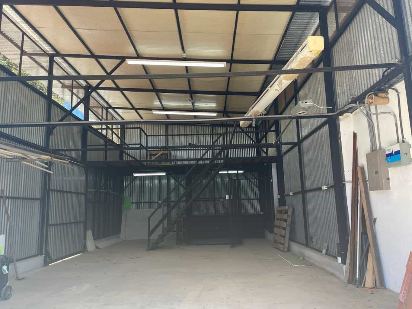 Ready Smart Technology Office Building & Workshop: Equipped for Modern Business in Tamarindo