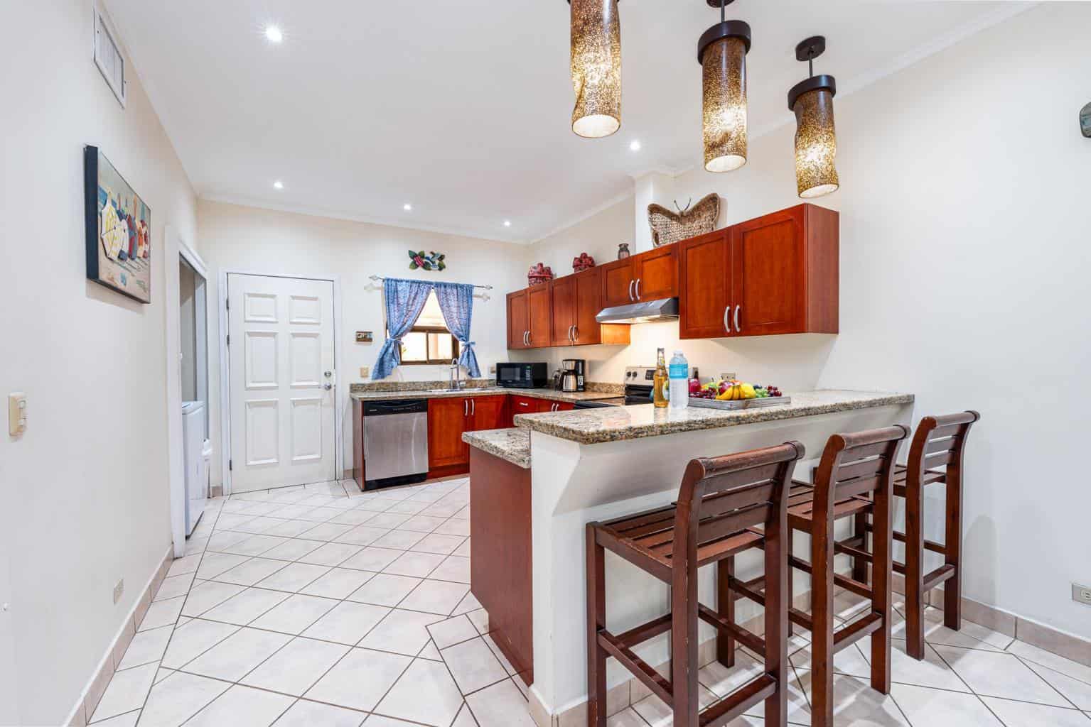 Sunrise Condo 45: Wake Up to Breathtaking Views in Tamarindo