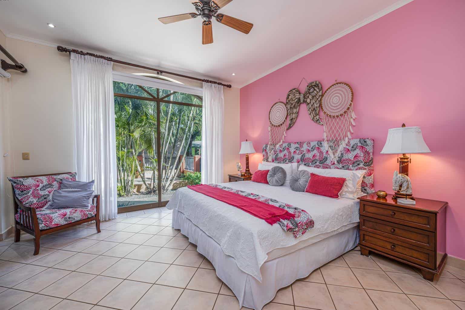 Sunrise Condo 45: Wake Up to Breathtaking Views in Tamarindo