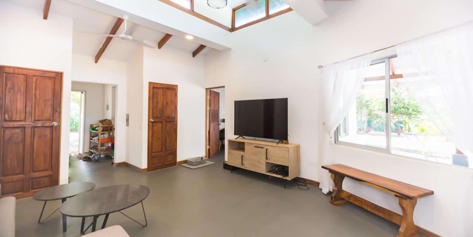 Beautiful Multifamily Complex in Quiet Area, Only 10 Minutes to Tamarindo Beach: Tranquil Living Close to the Action