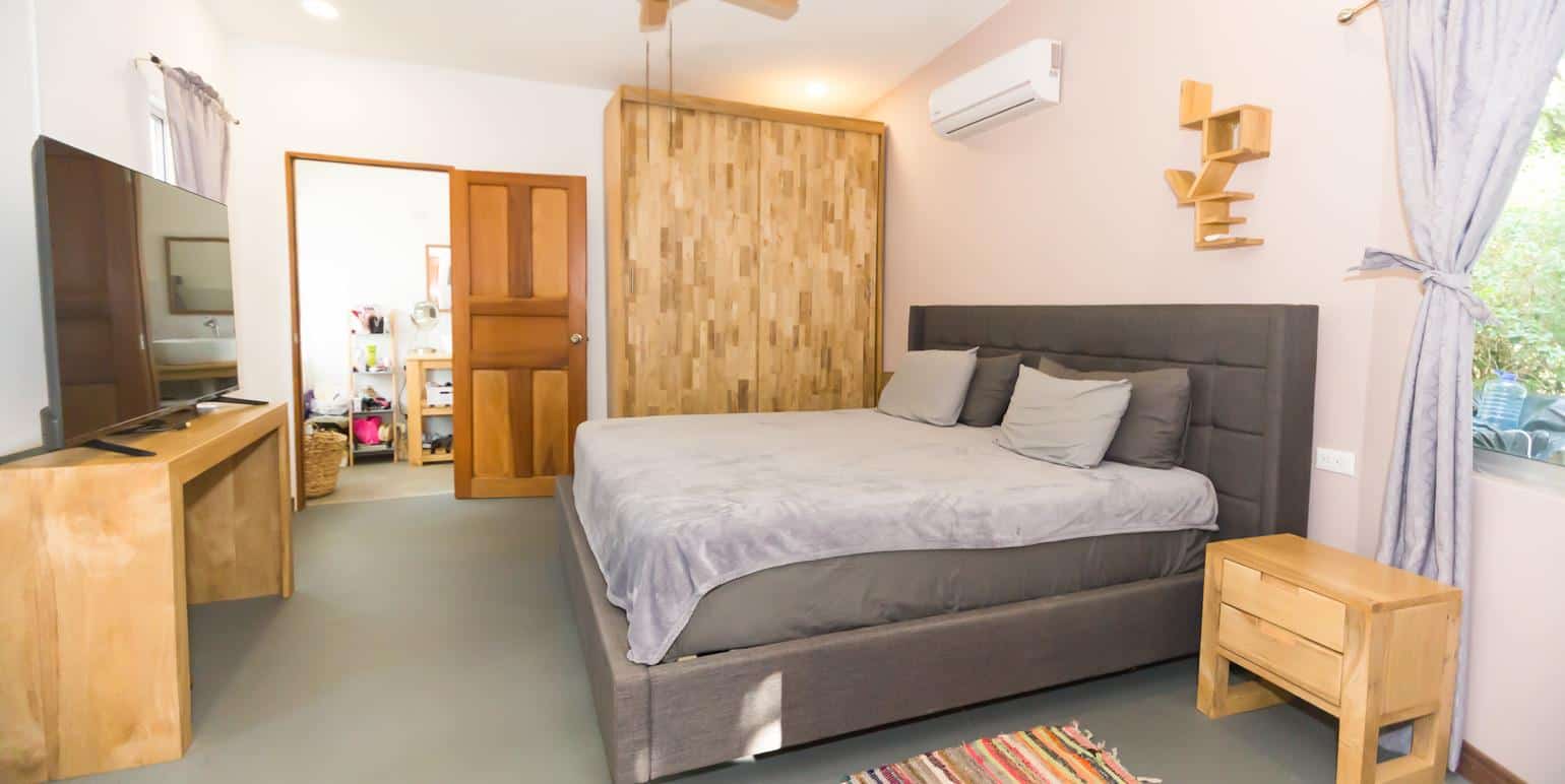 Beautiful Multifamily Complex in Quiet Area, Only 10 Minutes to Tamarindo Beach: Tranquil Living Close to the Action