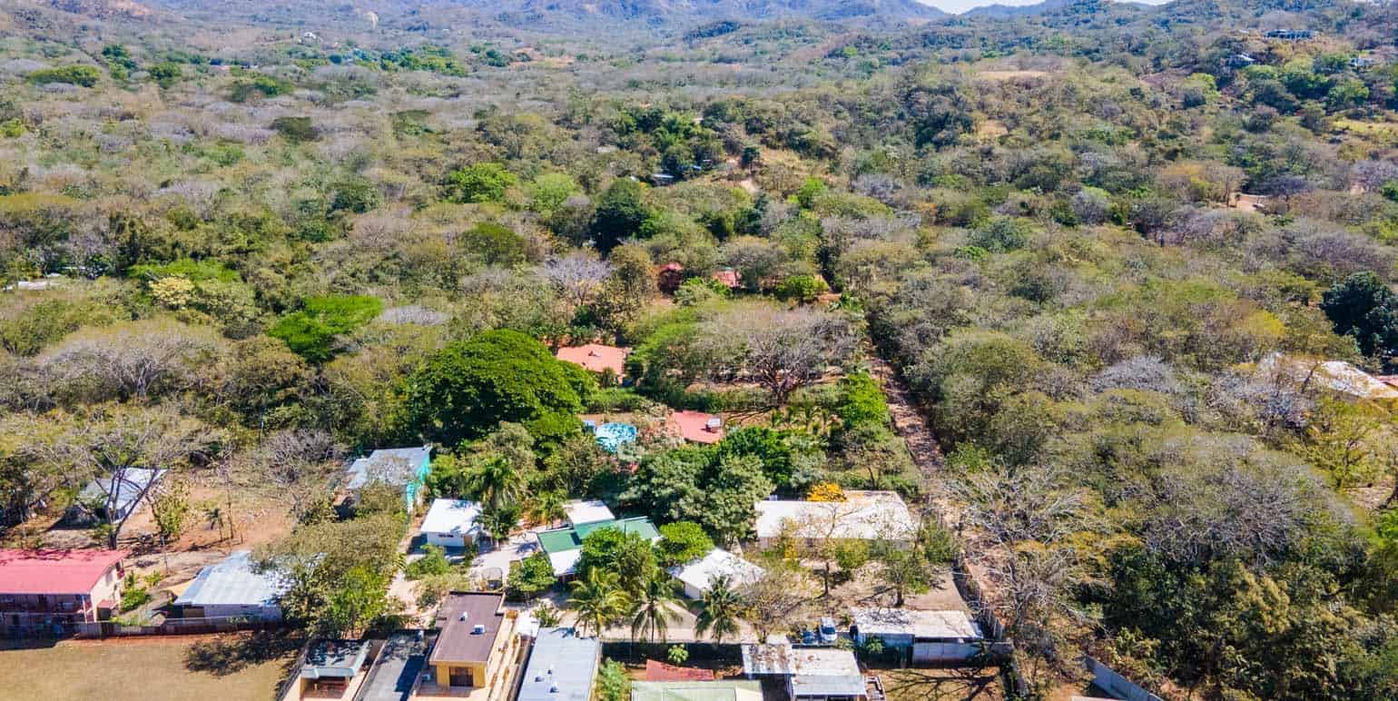 Beautiful Multifamily Complex in Quiet Area, Only 10 Minutes to Tamarindo Beach: Tranquil Living Close to the Action
