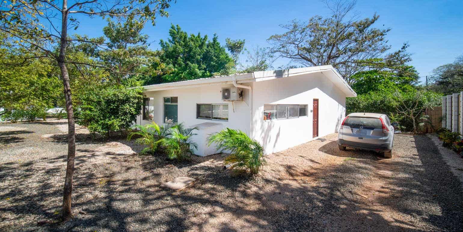 Beautiful Multifamily Complex in Quiet Area, Only 10 Minutes to Tamarindo Beach: Tranquil Living Close to the Action