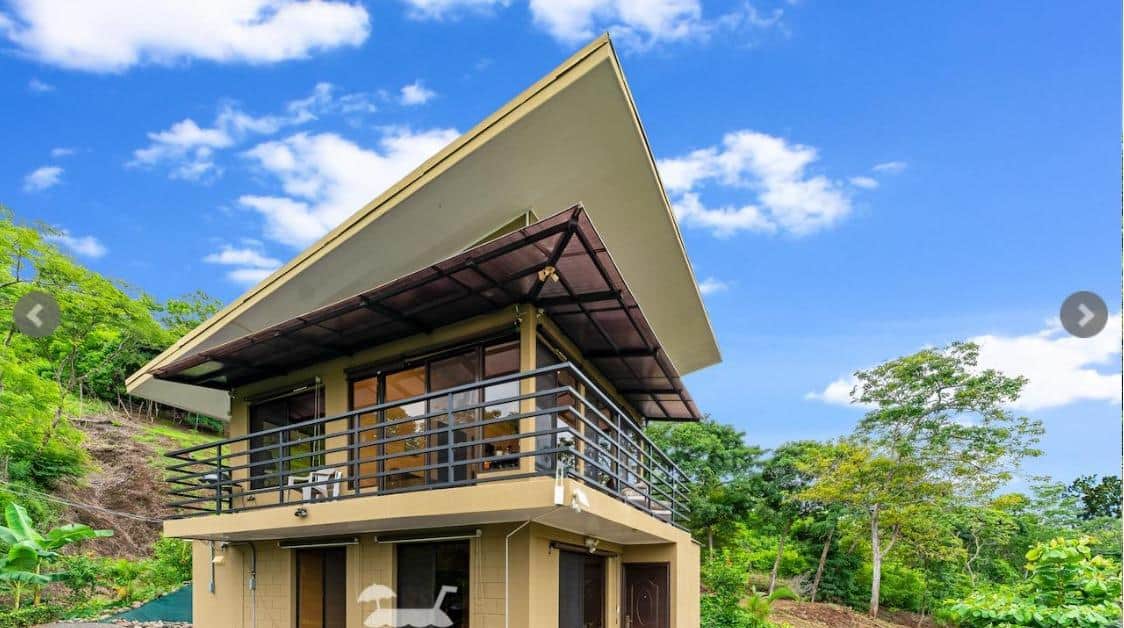 Casa Tropical: Experience Tranquil Living in Paradise!