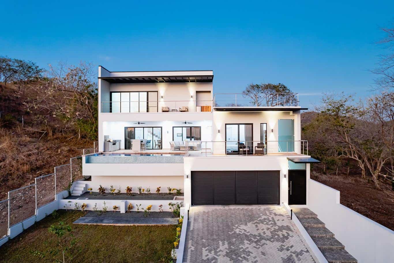 Casa Adam: Your Personal Eden in Tamarindo