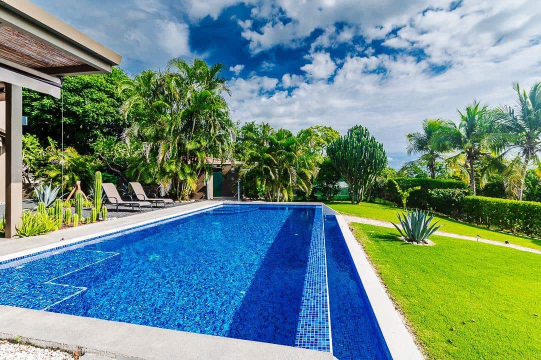 Casa Amani: Steps from the Beach and the Heart of Downtown Tamarindo!