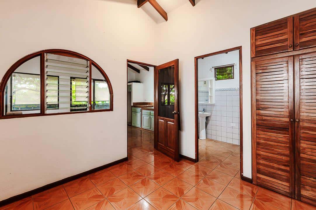 Casa Amani: Steps from the Beach and the Heart of Downtown Tamarindo!