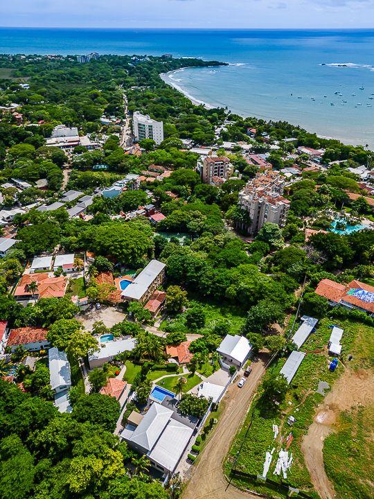 Casa Amani: Steps from the Beach and the Heart of Downtown Tamarindo!