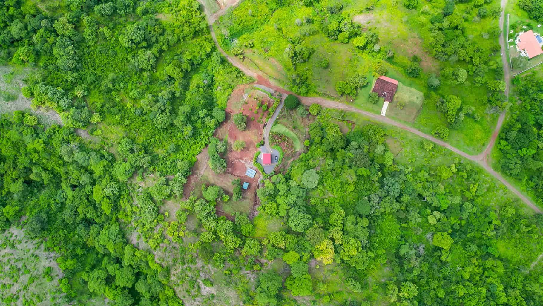 Casa Tropical: Experience Tranquil Living in Paradise!