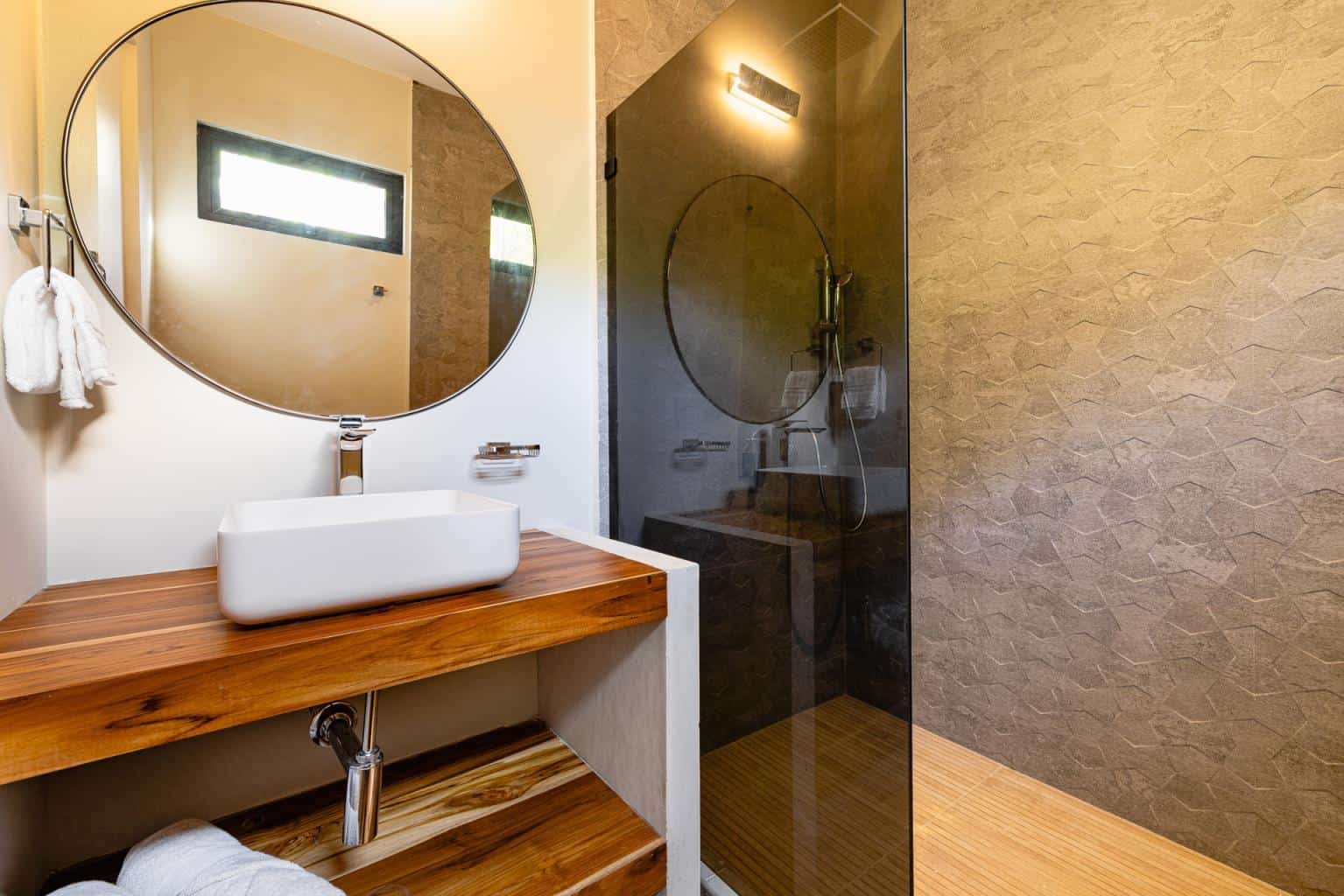 New Built Modern Home in Senderos Gated Community: Contemporary Living in Senderos