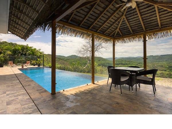 Oasis de Jutta: Jutta's Oasis Beckons You