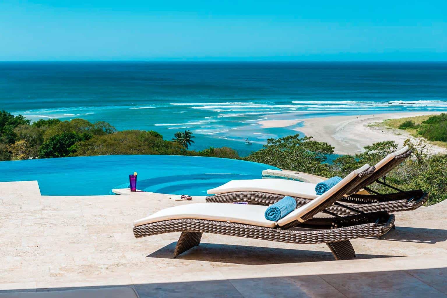 Villa Amor de La Pacifica - Senderos 4A: Love Awaits in Senderos