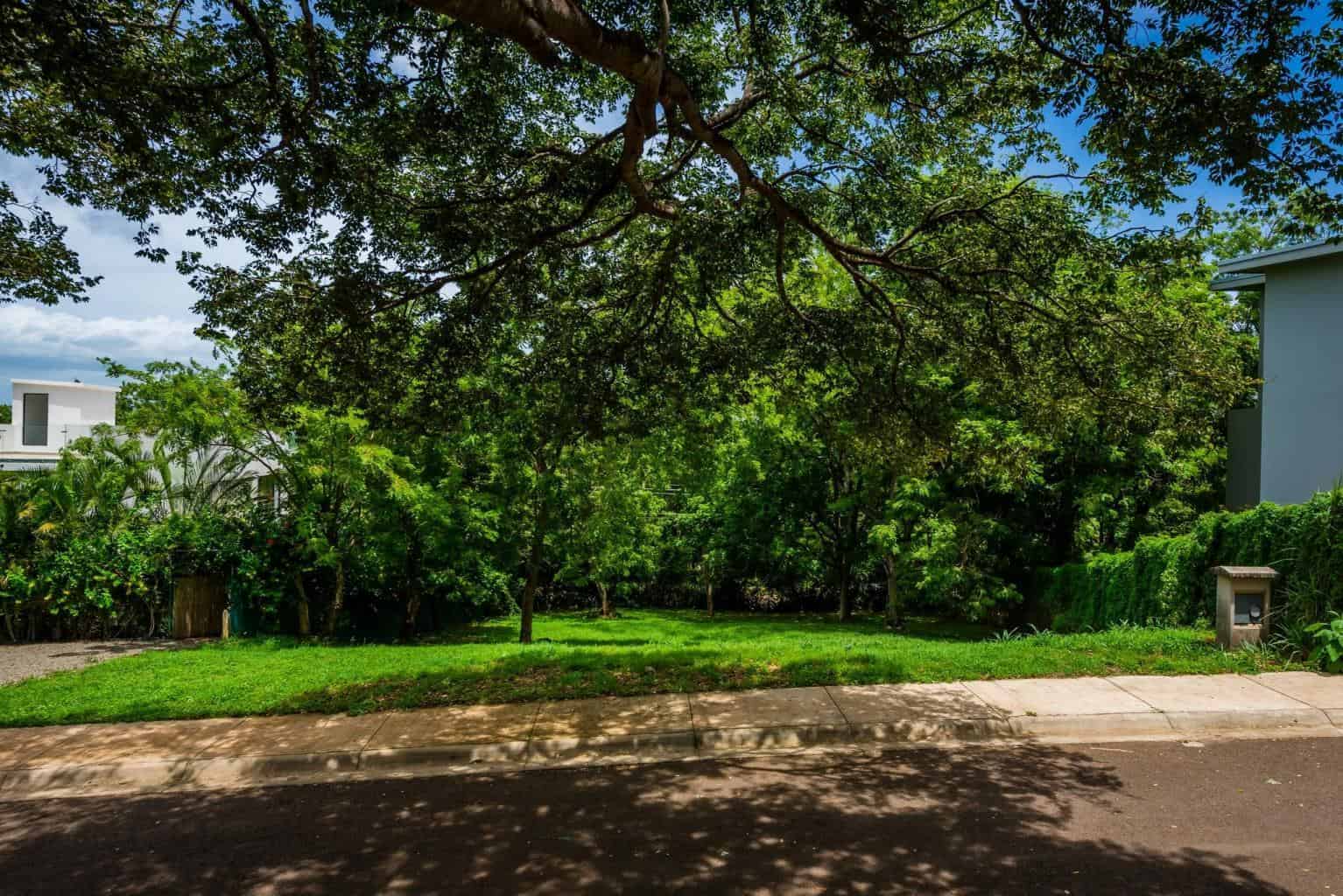 Tamarindo Park Hilltop Lot #14 | Walkable Distance to the Beach!: Hilltop Living Near Tamarindo Beach